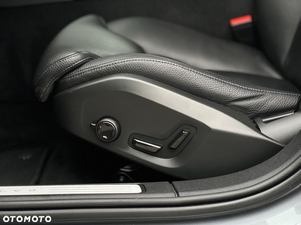 Volvo V60 B4 D Inscription - 27