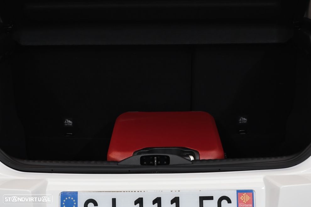 Citroën C3 1.2 PureTech Shine - 24