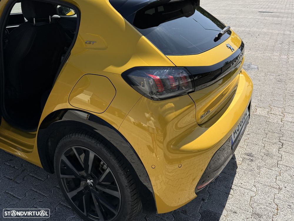 Peugeot 208 1.2 PureTech GT Pack EAT8 - 25