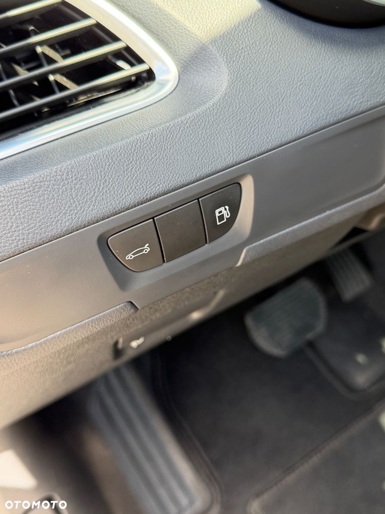 Peugeot 508 2.0 HDi Allure - 32