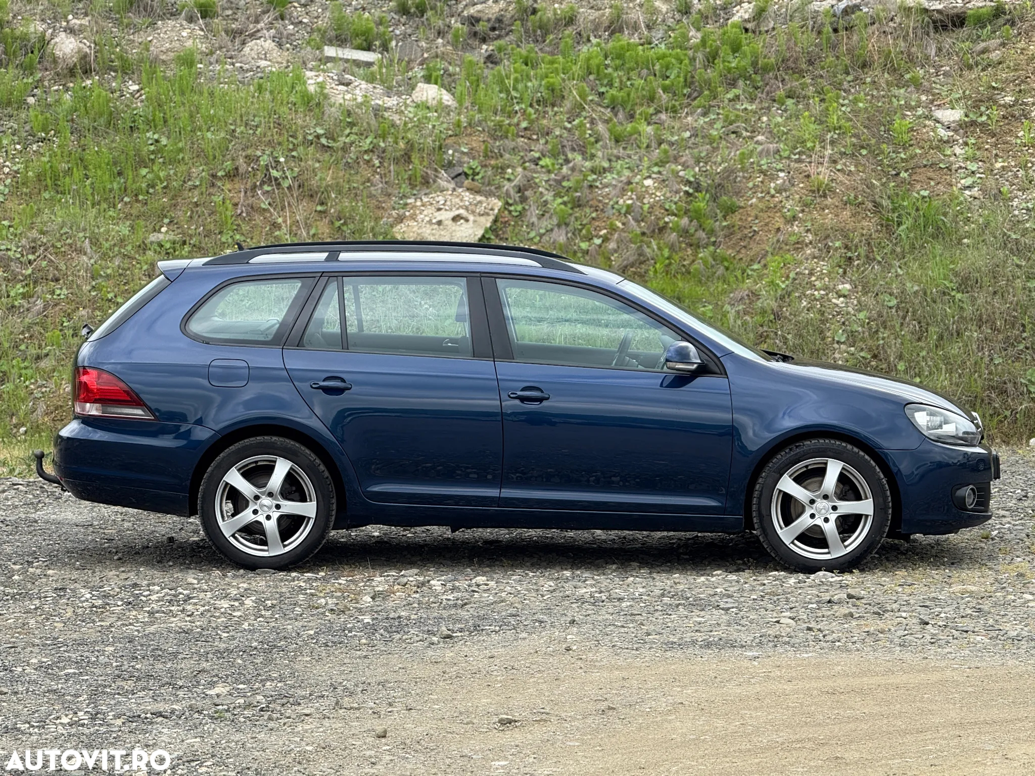 Volkswagen Golf 1.6 TDI BlueMotion Technology DPF Trendline DSG - 7