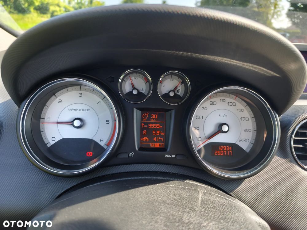 Peugeot 308 HDi FAP 135 Sport - 12