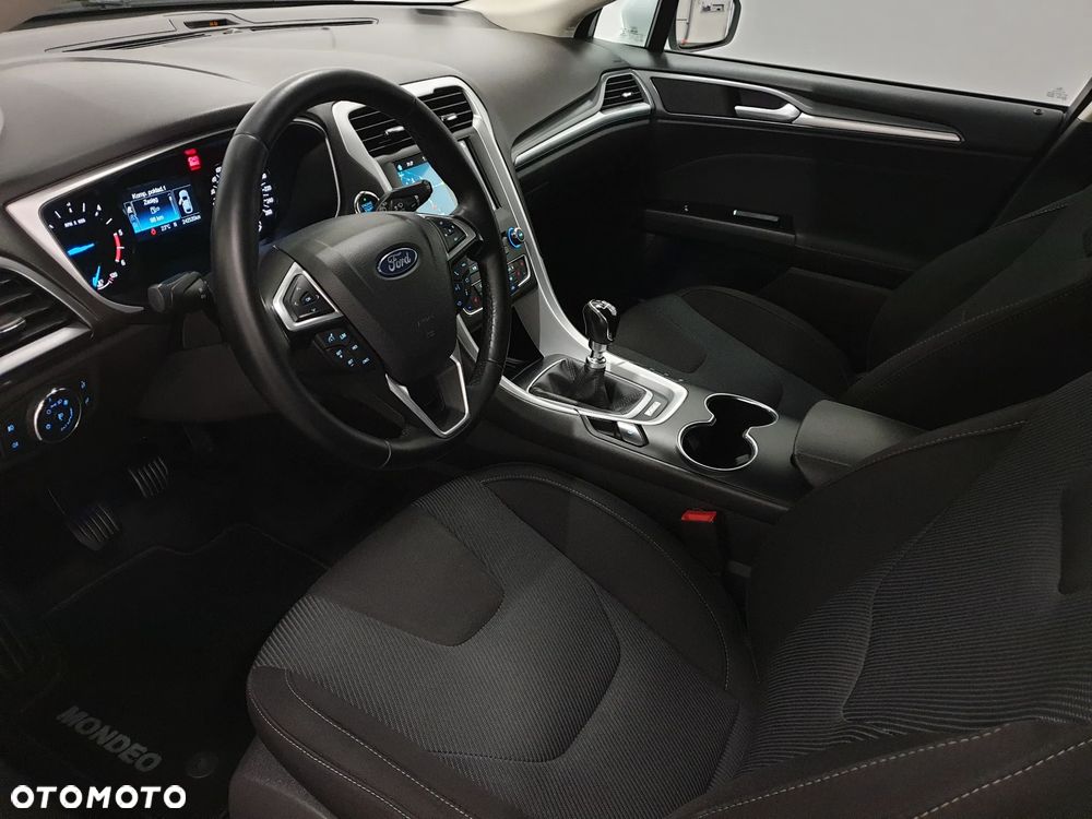 Ford Mondeo SW 1.5 TDCi Titanium - 38