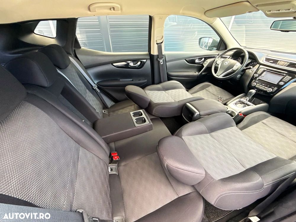 Nissan Qashqai 1.2 DIG-T Xtronic N-Connecta - 26