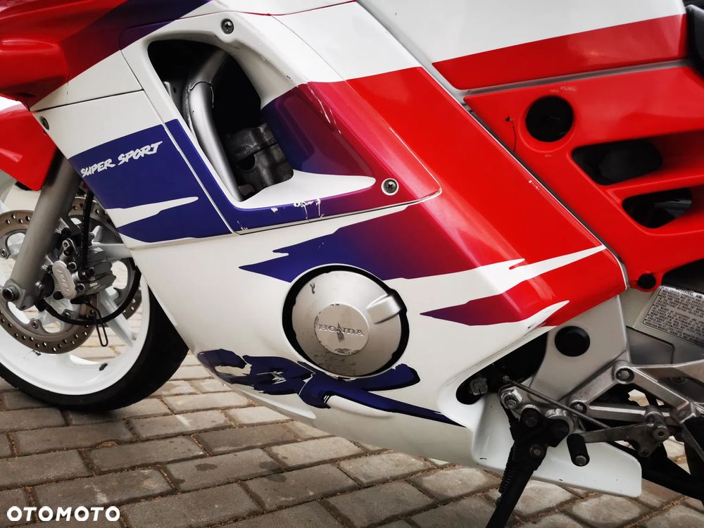 Honda CBR - 19