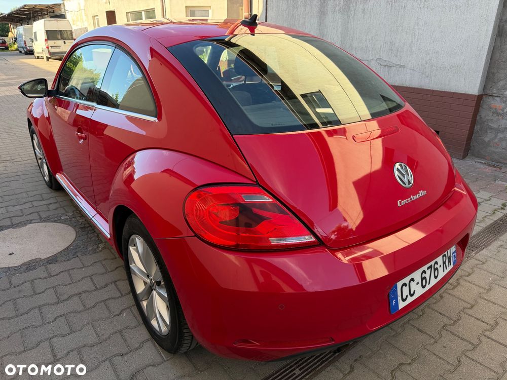 Volkswagen New Beetle - 19