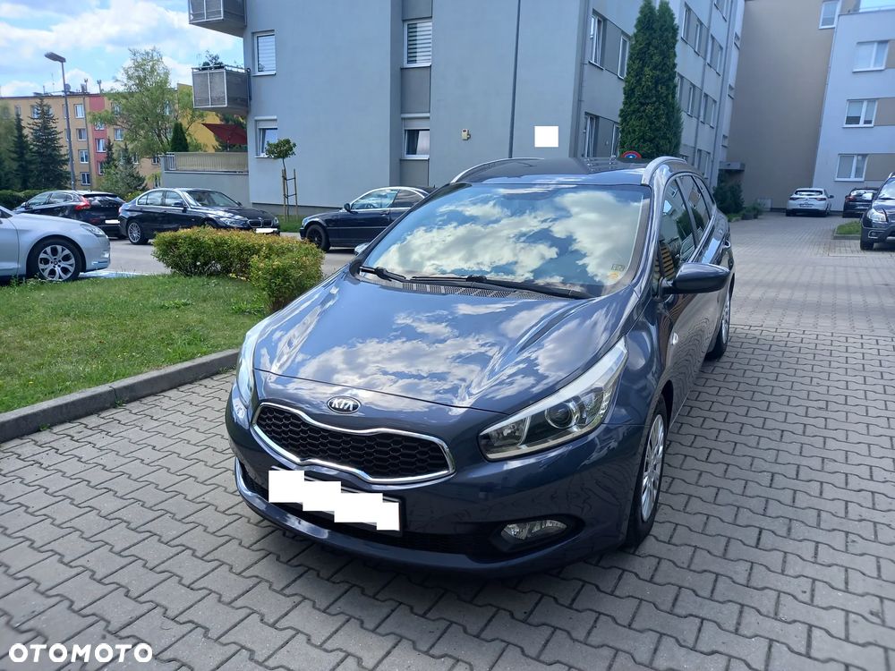 Kia Ceed 1.6 CRDi 128 Platinum Edition - 10