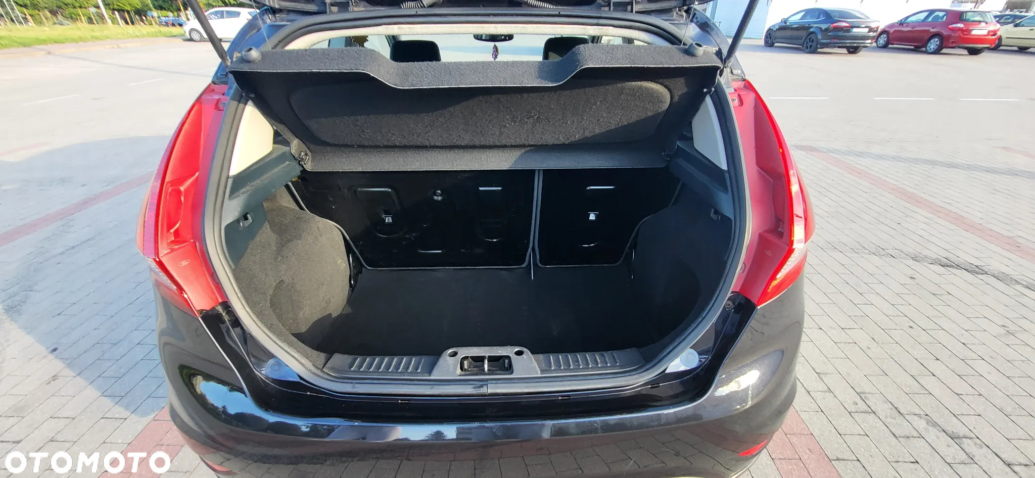 Ford Fiesta 1.4 Ghia - 9