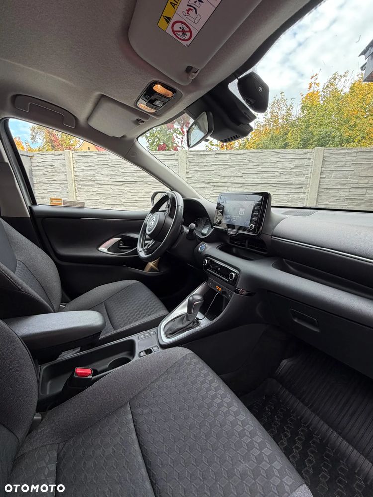 Toyota Yaris 2022 photo 4