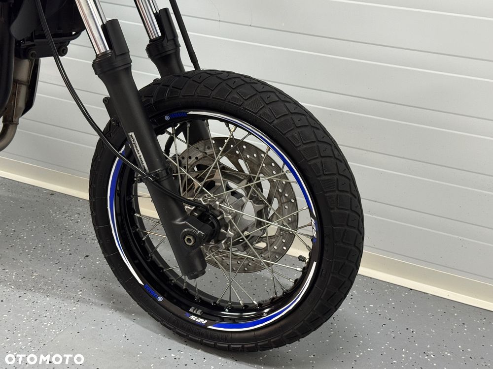 Yamaha WR - 8