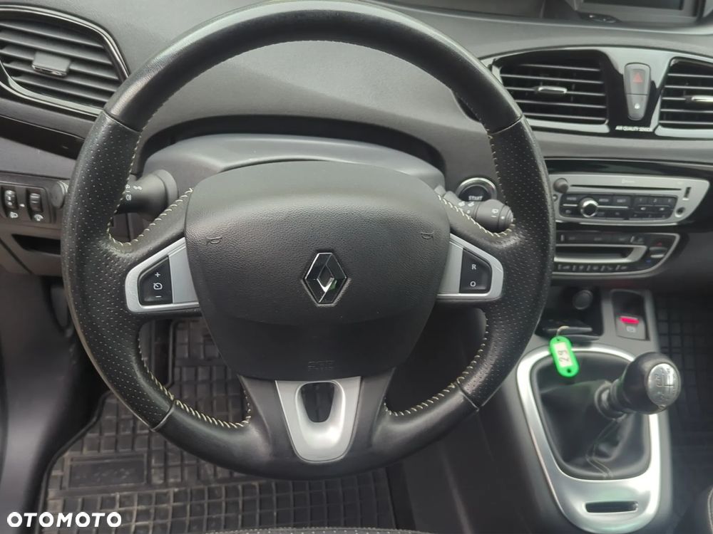 Renault Grand Scenic Gr 1.6 dCi Energy Bose Edition S&S - 11