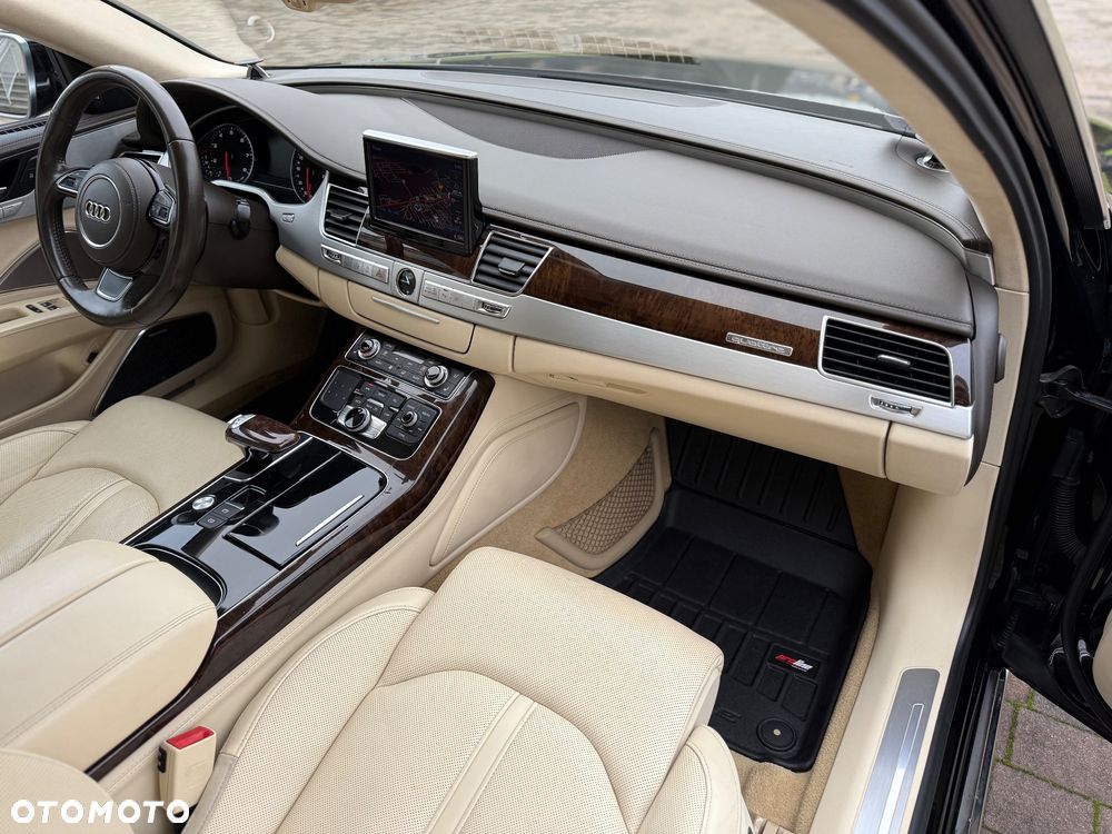 Audi A8 6.3 W12 FSI L Quattro - 10