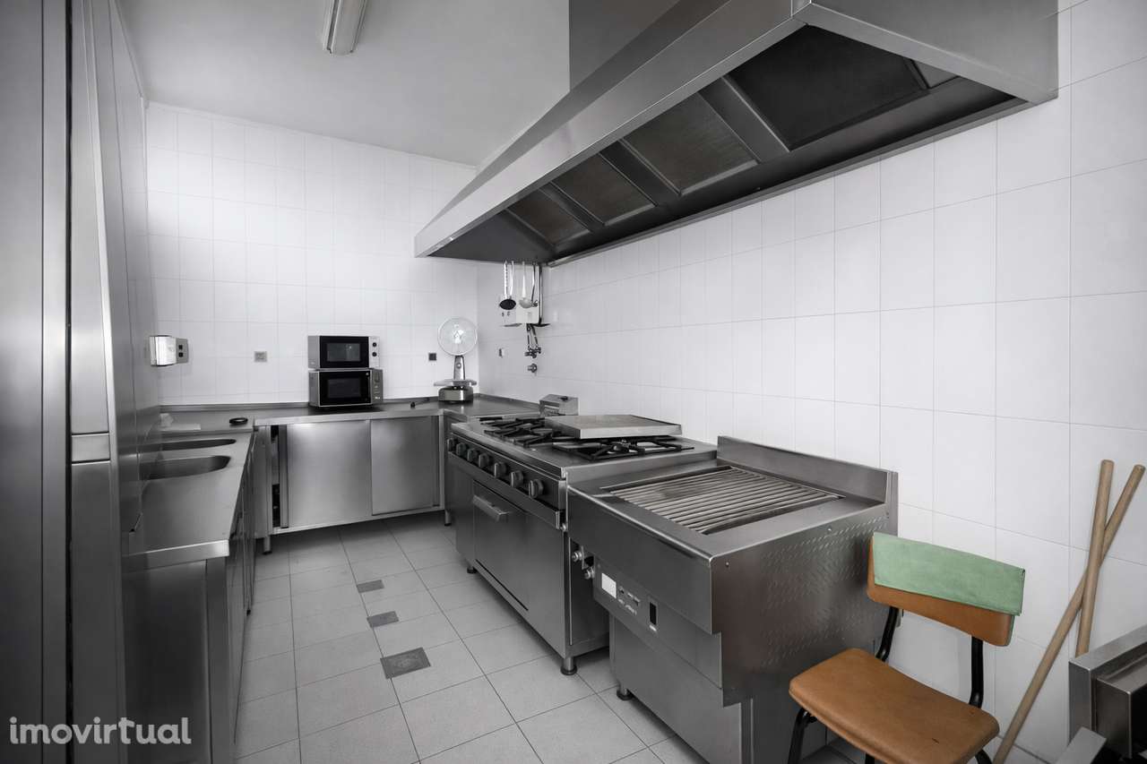 Arrendamento Restaurante - Cozinha Equipada em Boa Localização - Grande imagem: 3/8