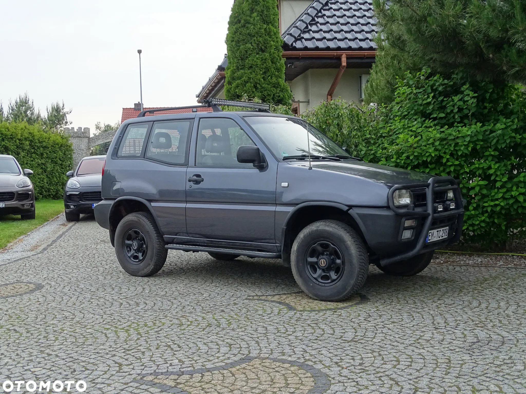 Nissan Terrano II 2.4 SGX - 33