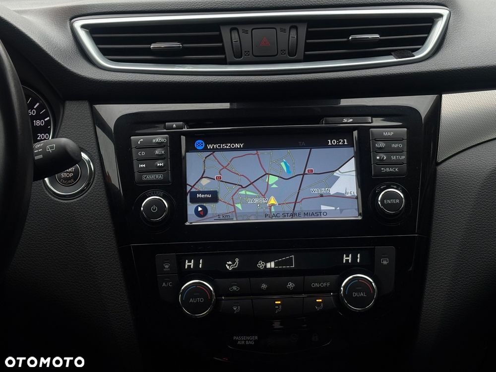 Nissan Qashqai 1.6 DIG-T N-Connecta - 21