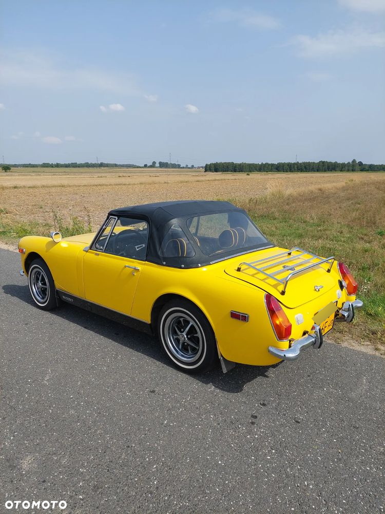 MG Midget - 7