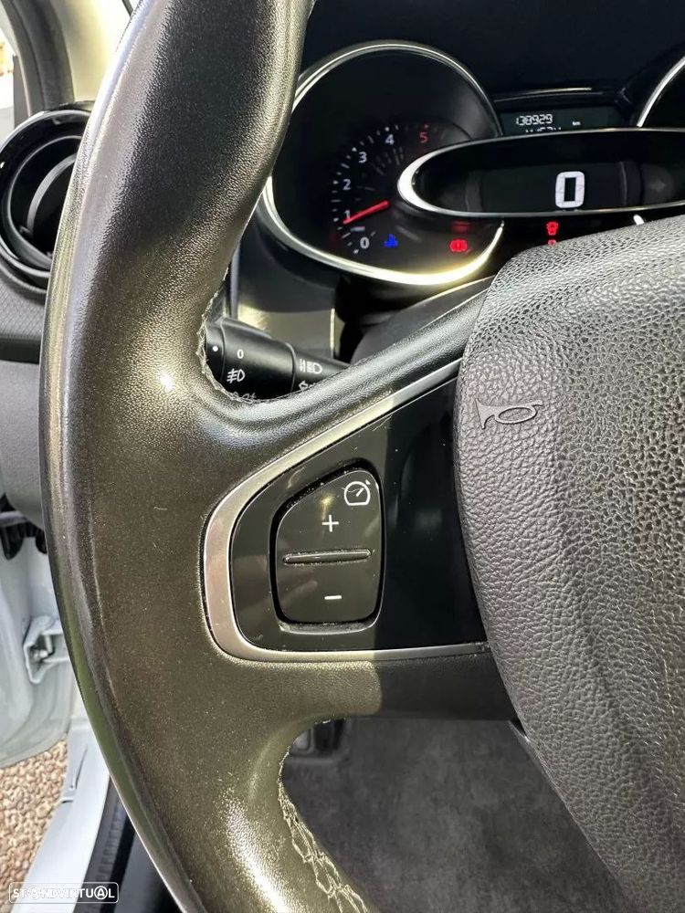 Renault Clio 1.5 dCi Limited - 33