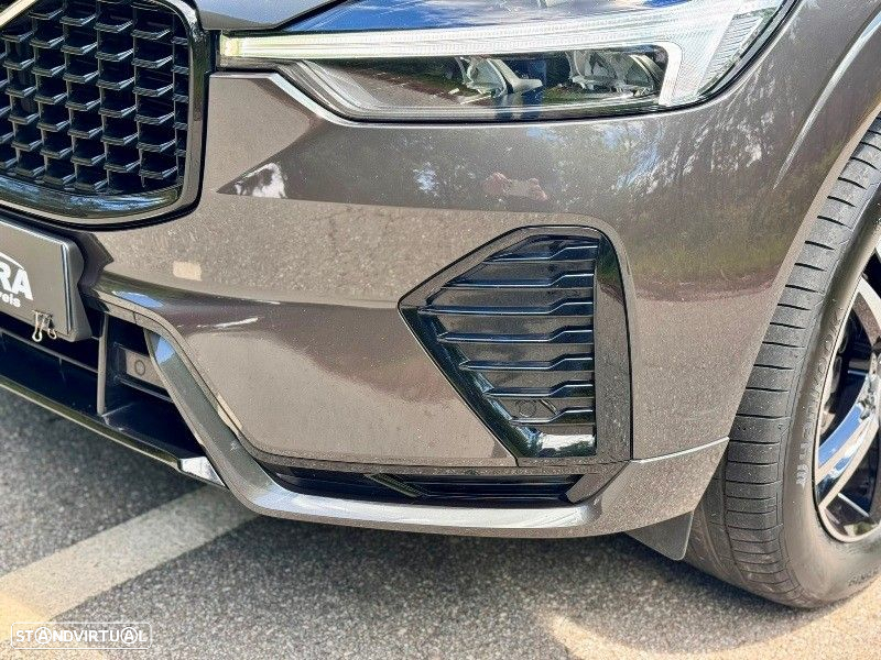 Volvo XC 60 2.0 T8 PHEV R-Design AWD - 49
