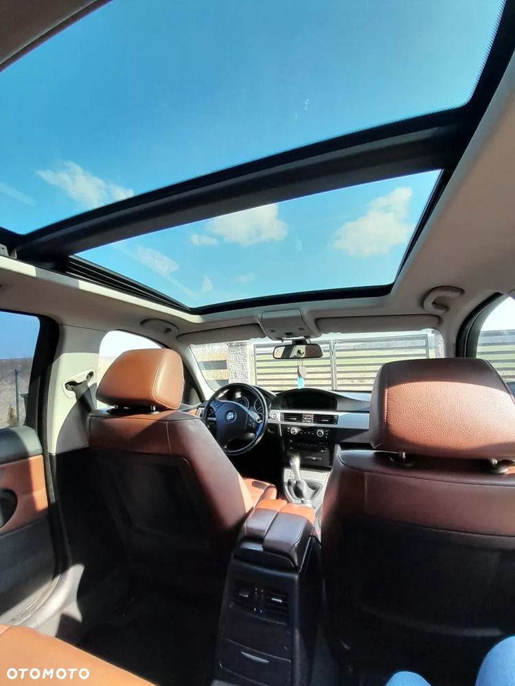 BMW Seria 3 318d - 13