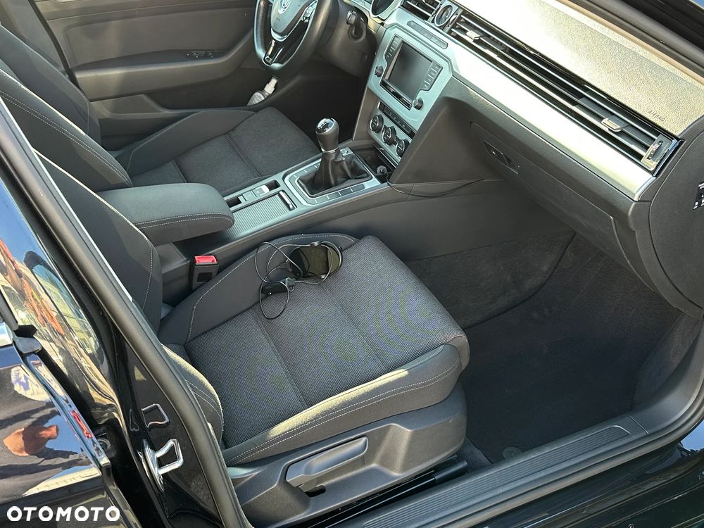 Volkswagen Passat 1.4 TSI BMT Comfortline - 13