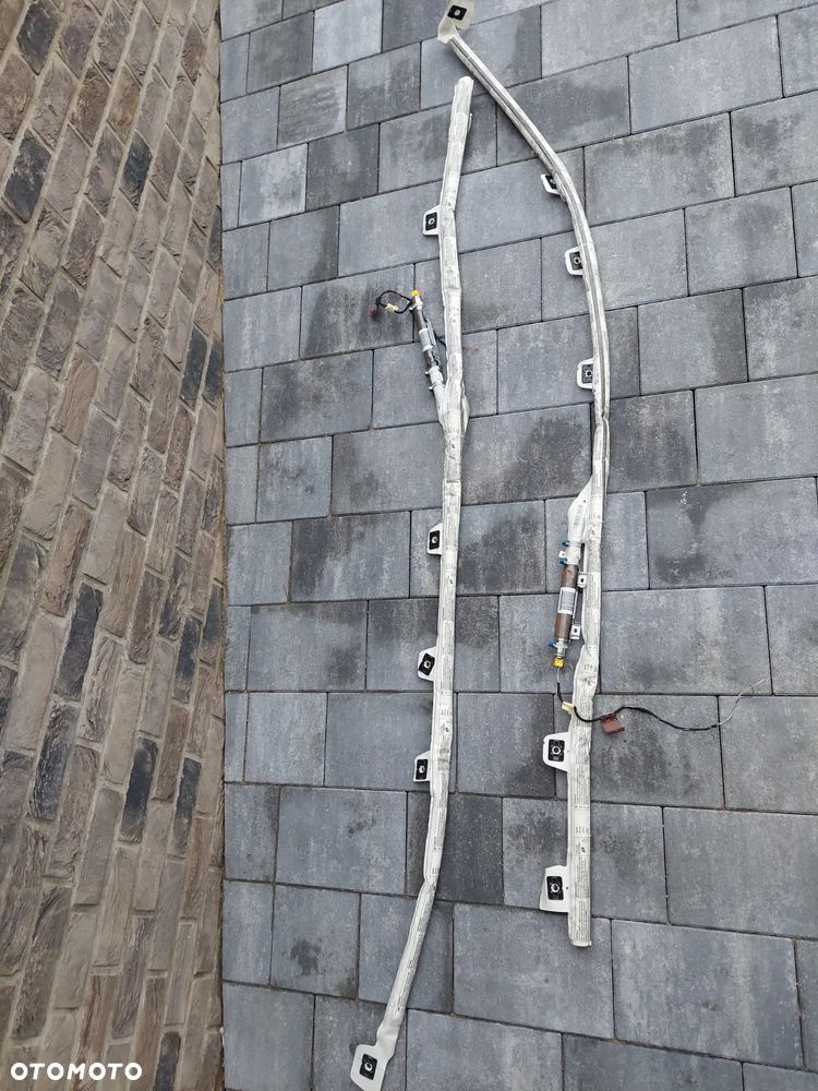 MERCEDES E-KLASA W212 kurtyna prawa lewa sedan