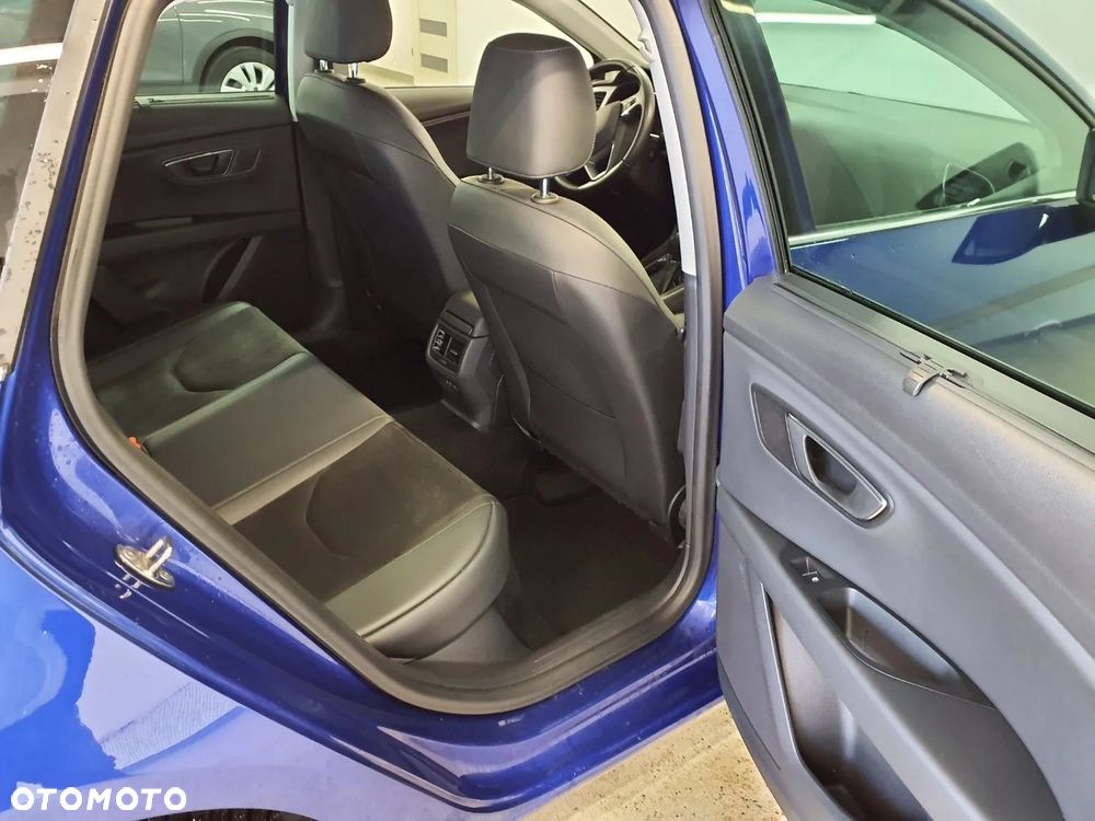 Seat Leon 2.0 TDI Xcellence S&S DSG - 9