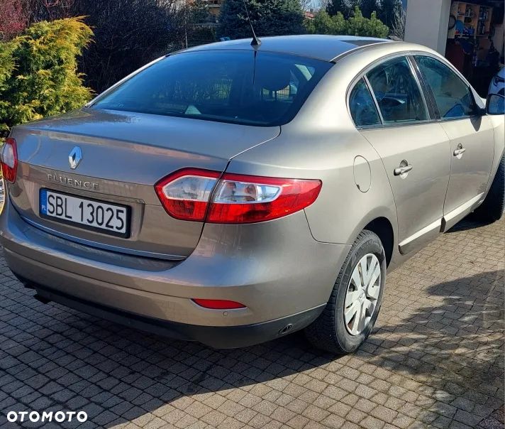 Renault Fluence 1.6 16V Privilege - 6