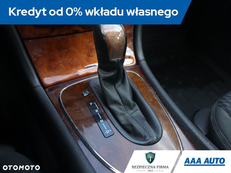 Mercedes-Benz Klasa E - 14