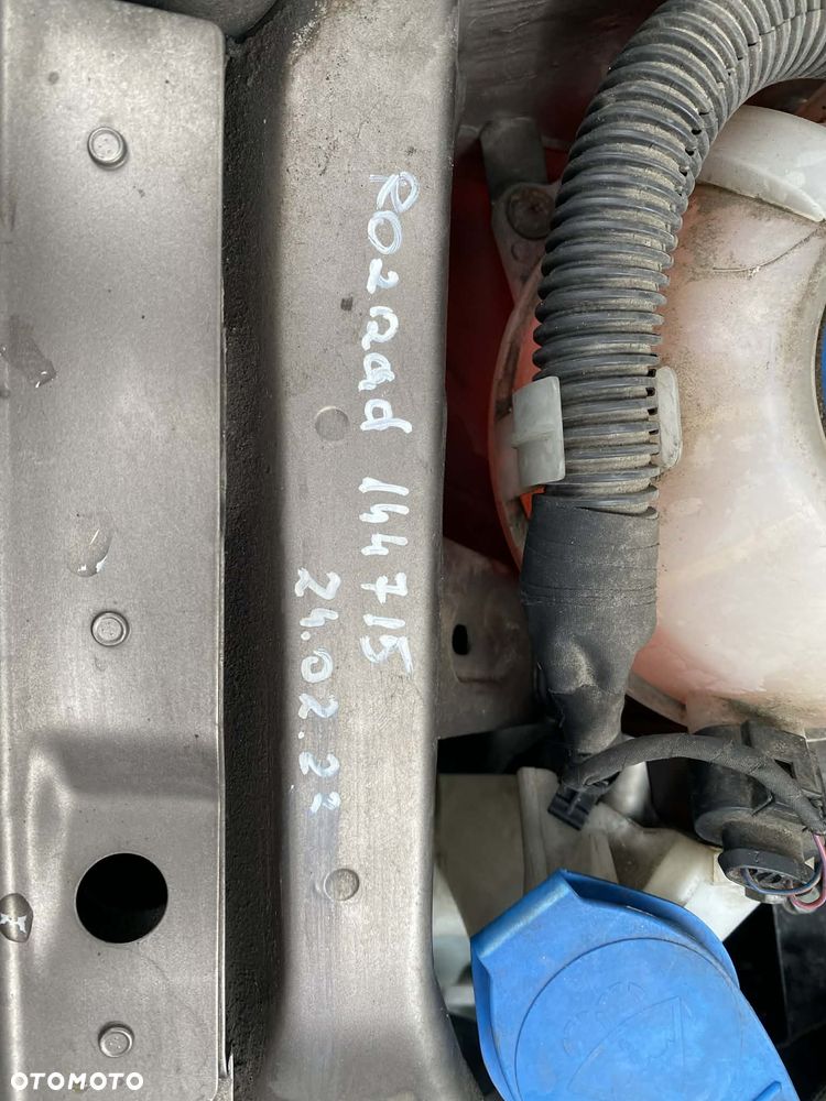 Volkswagen Passat 1.6 TDI Comfortline - 11