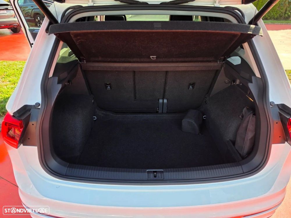VW Tiguan 2.0 TDI Highline DSG 4Motion - 6