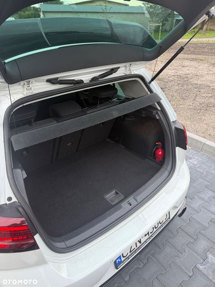 Volkswagen Golf 2.0 BlueTDI DSG Highline - 9