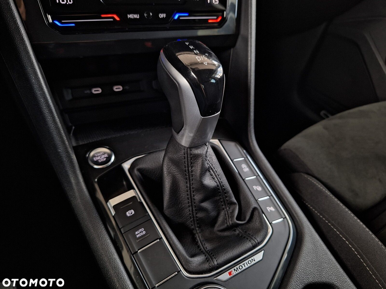 Volkswagen Tiguan 2.0 TSI 4Mot Elegance DSG - 25