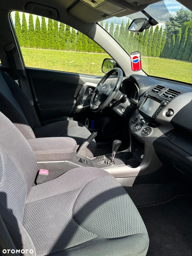 Toyota RAV4 2.0 4x4 Automatik Sol - 31