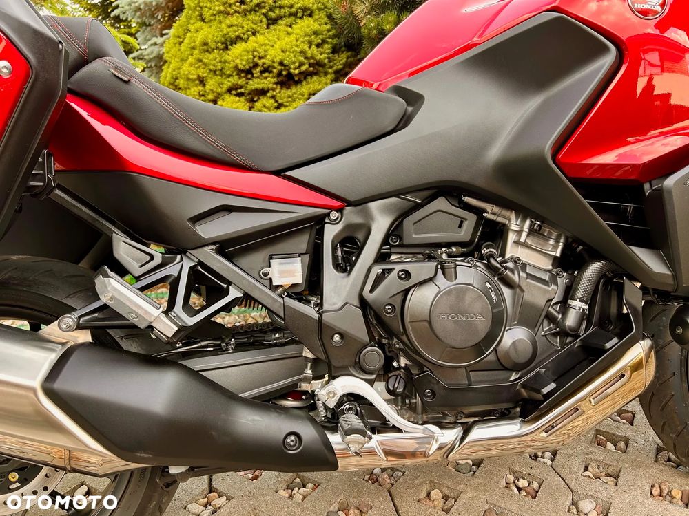 Honda NT - 15