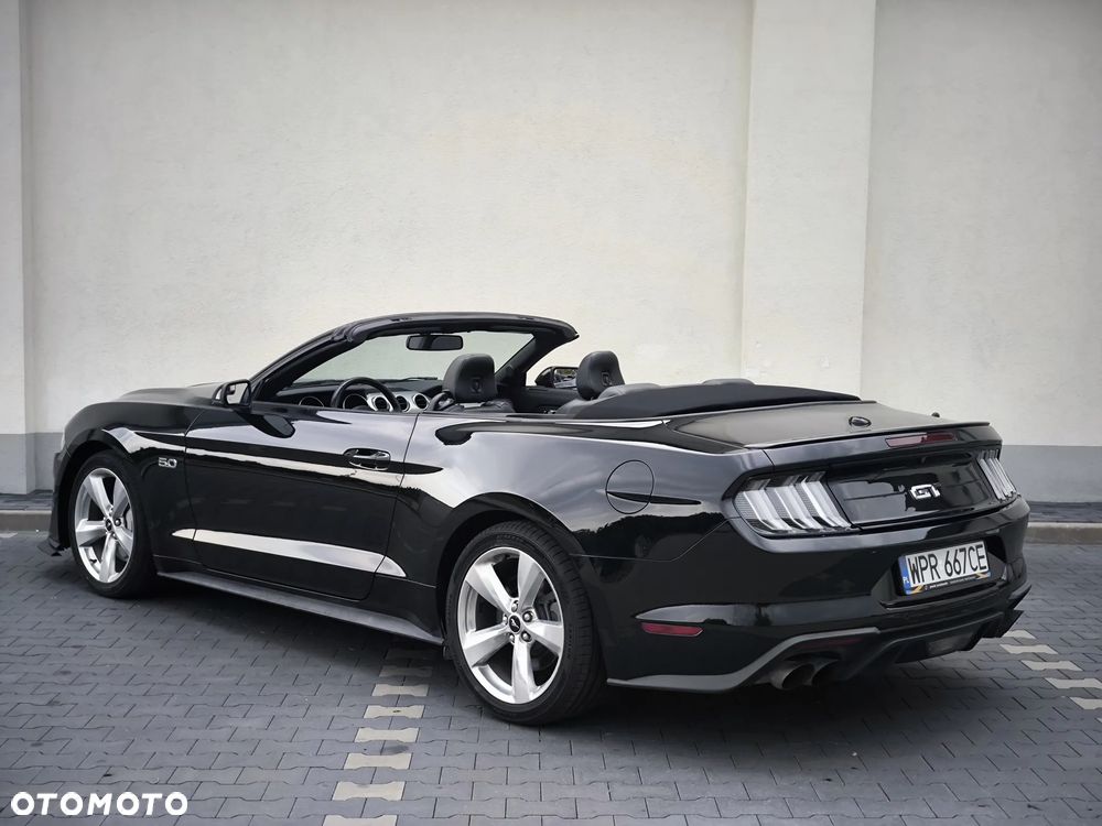 Ford Mustang - 5
