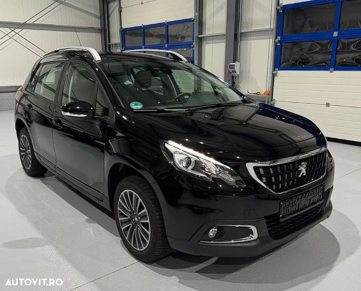 Peugeot 2008 PureTech 82 Allure - 3