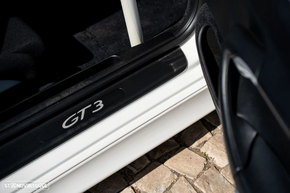 Porsche 911 (996) GT3 RS - 22