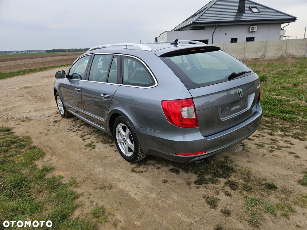 Skoda Superb 2.0 TDI DSG Elegance - 3