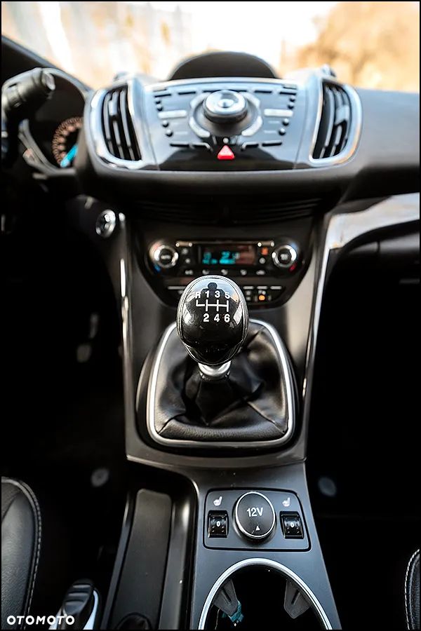Ford Kuga - 27