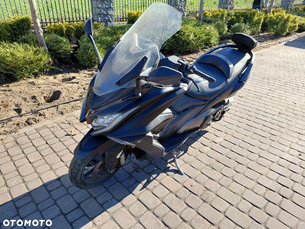 Kymco AK 550