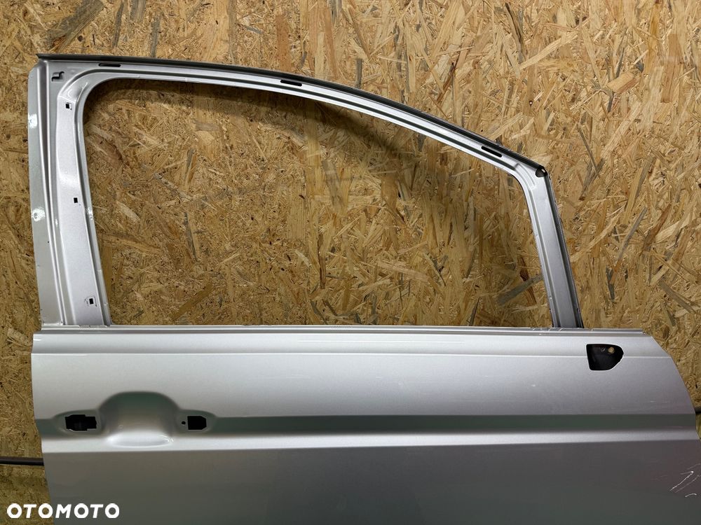 DRZWI PRAWE PRZÓD PRZEDNIE PRAWE VOLKSWAGEN TOURAN III 5TA SREBRNE - 23