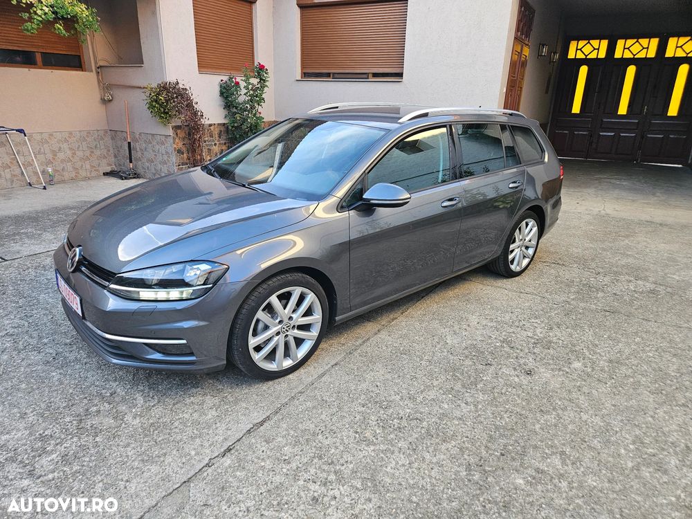 Volkswagen Golf - 2