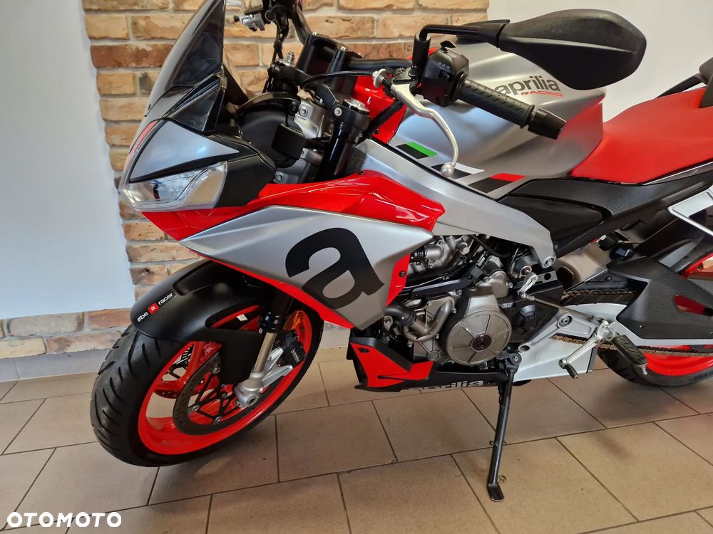 Aprilia Tuono - 9