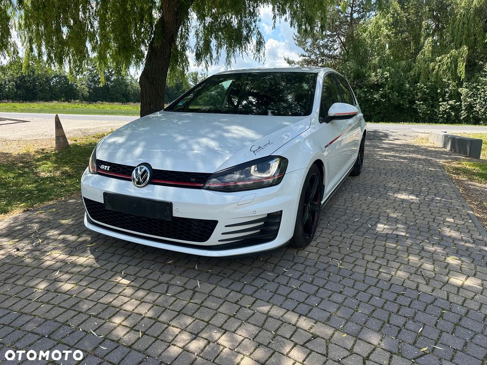 Volkswagen Golf GTI BlueMotion Technology - 1