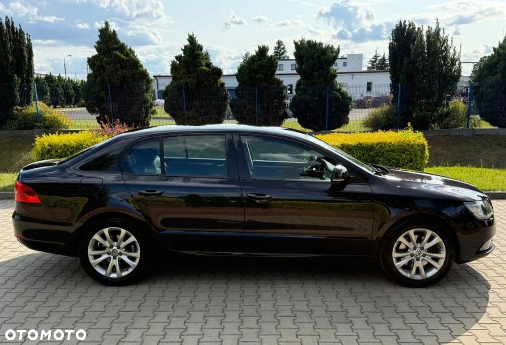 Skoda Superb 2.0 TDI Ambition - 2