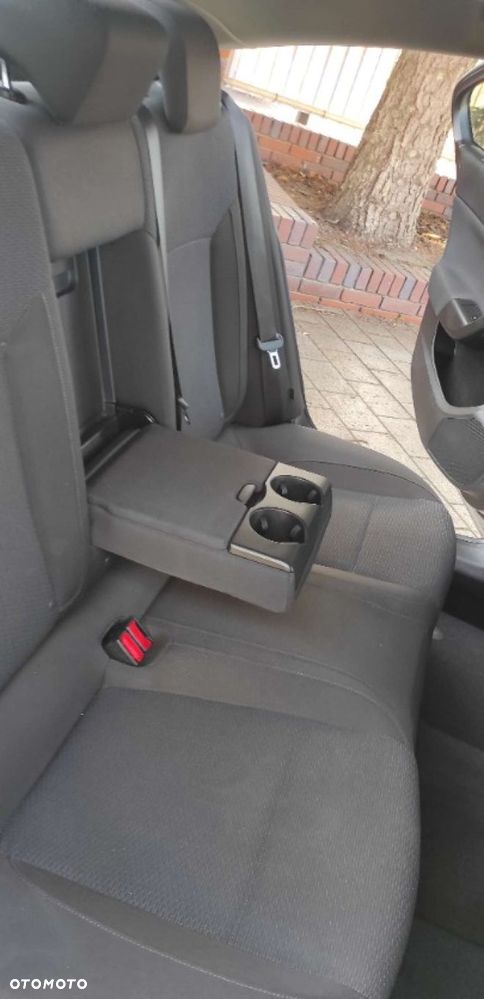 Opel Insignia - 35