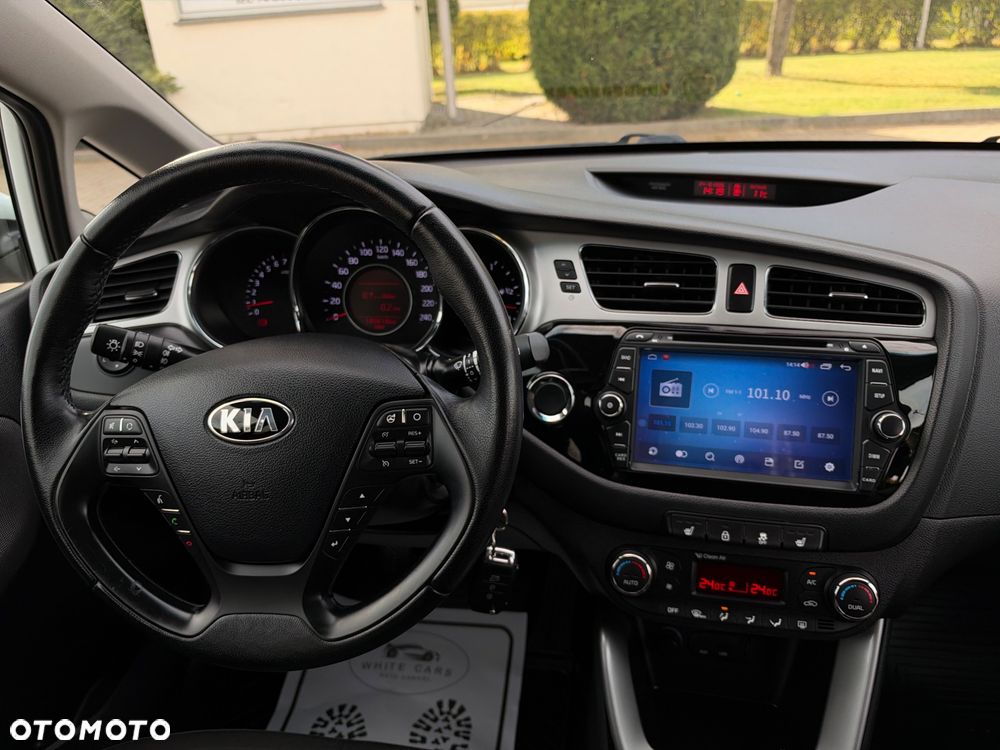 Kia Ceed 1.4 CVVT Dream Team Edition - 39