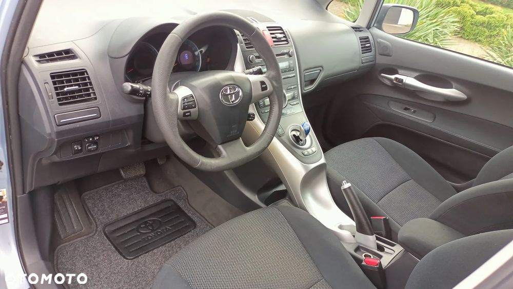 Toyota Auris 1.8 HSD Luna - 15