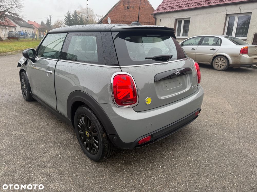 MINI Cooper SE Essential Trim - 5