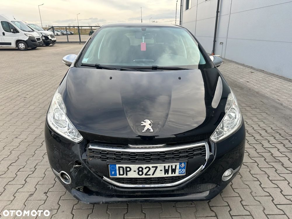 Peugeot 208 82 PureTech Style - 2